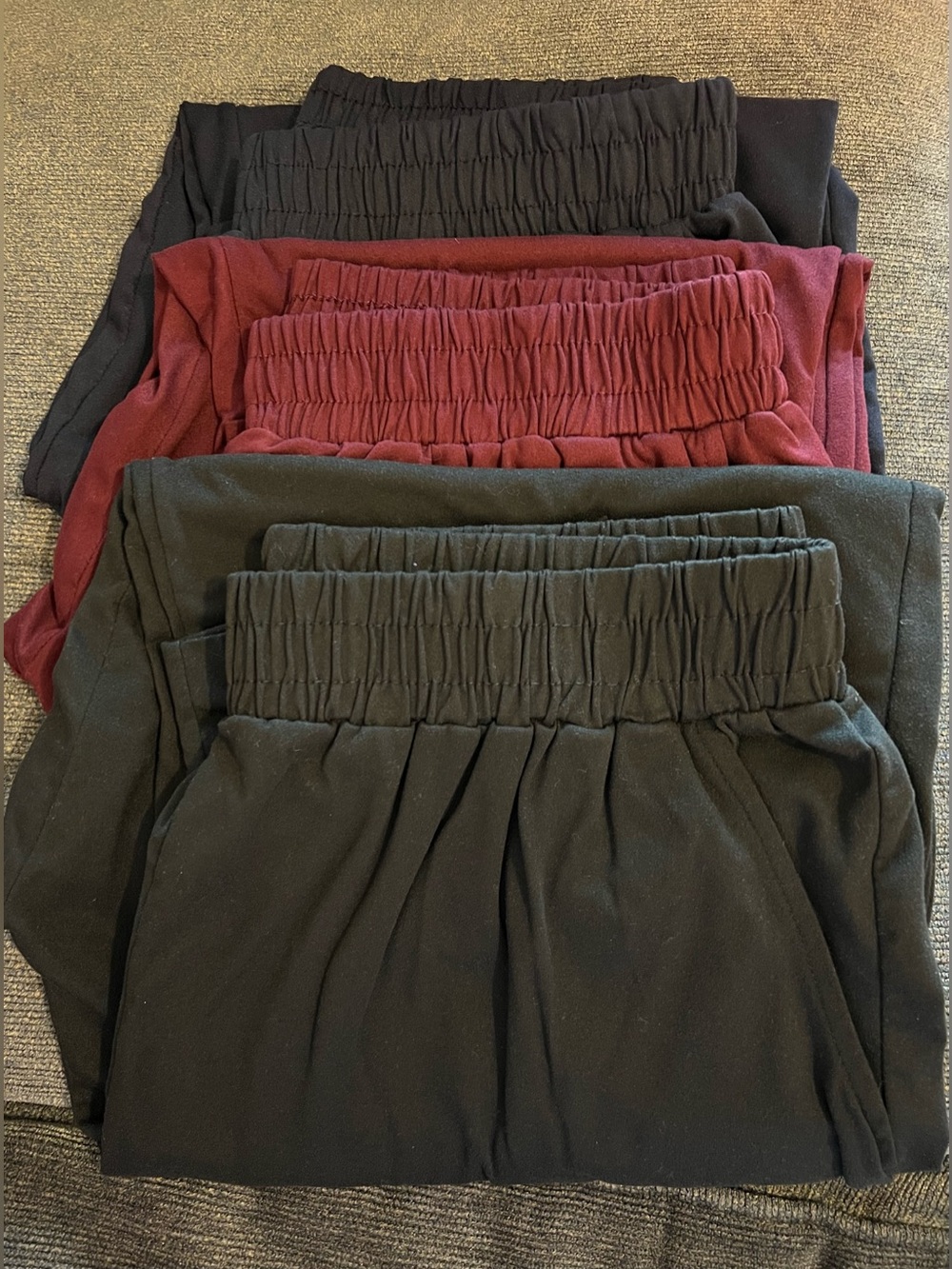 Women's Lightweight Jogger Sweatpants with Pockets - Maroon, Navy, Black - Picture 2 of 10